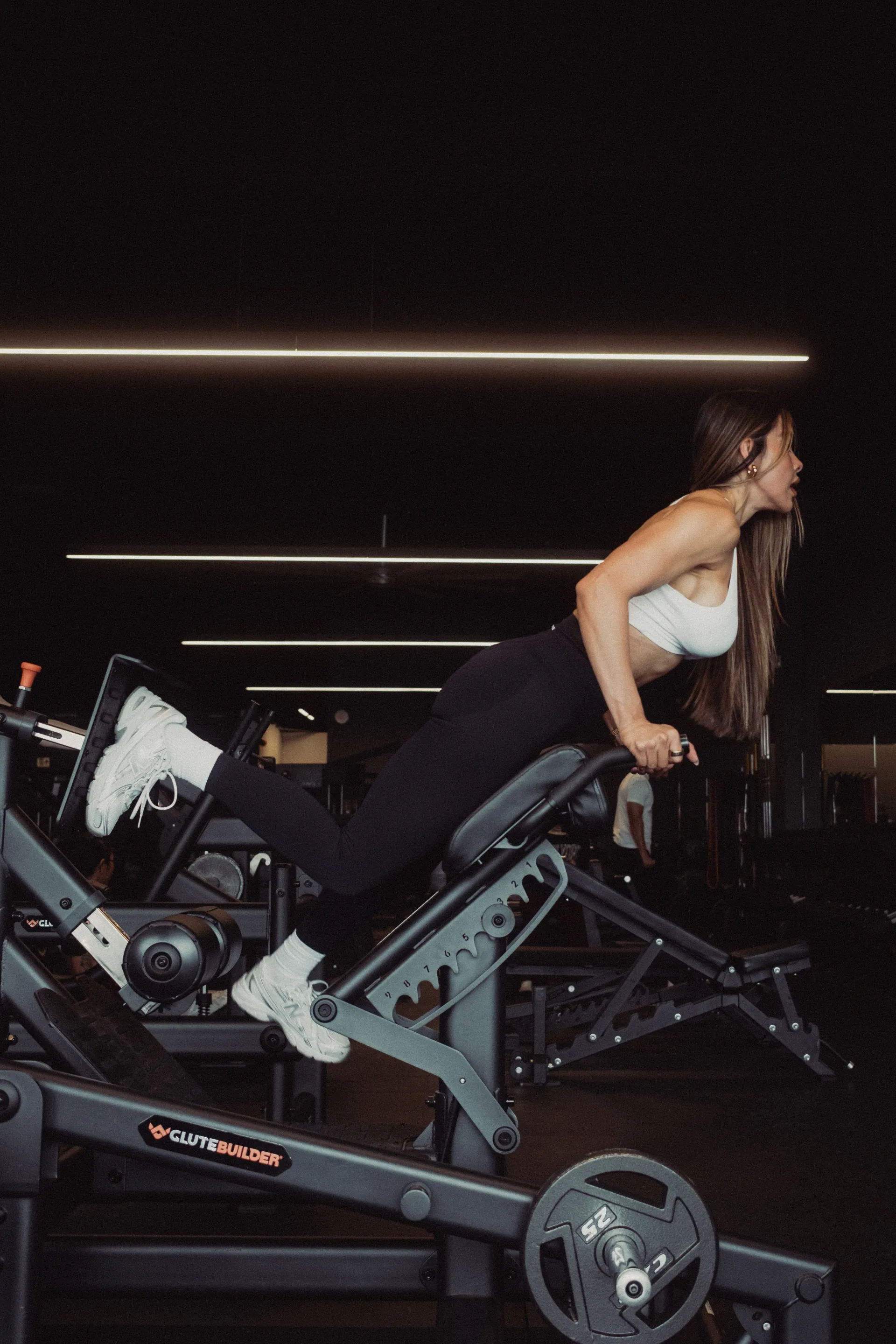 Member on a plate-loaded incline machine